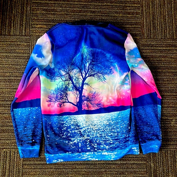 Tree-Print Hoodie - Picture 2 of 2